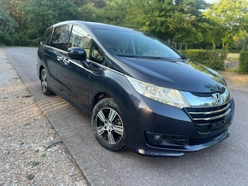 (64) - 2.4 PETROL ABSOLUTE 2.4i VTEC AUTO 5-Door