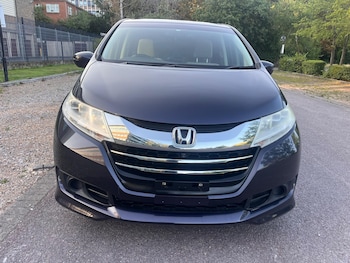 Used Honda Odyssey 2014 for sale - 75600864: Photo