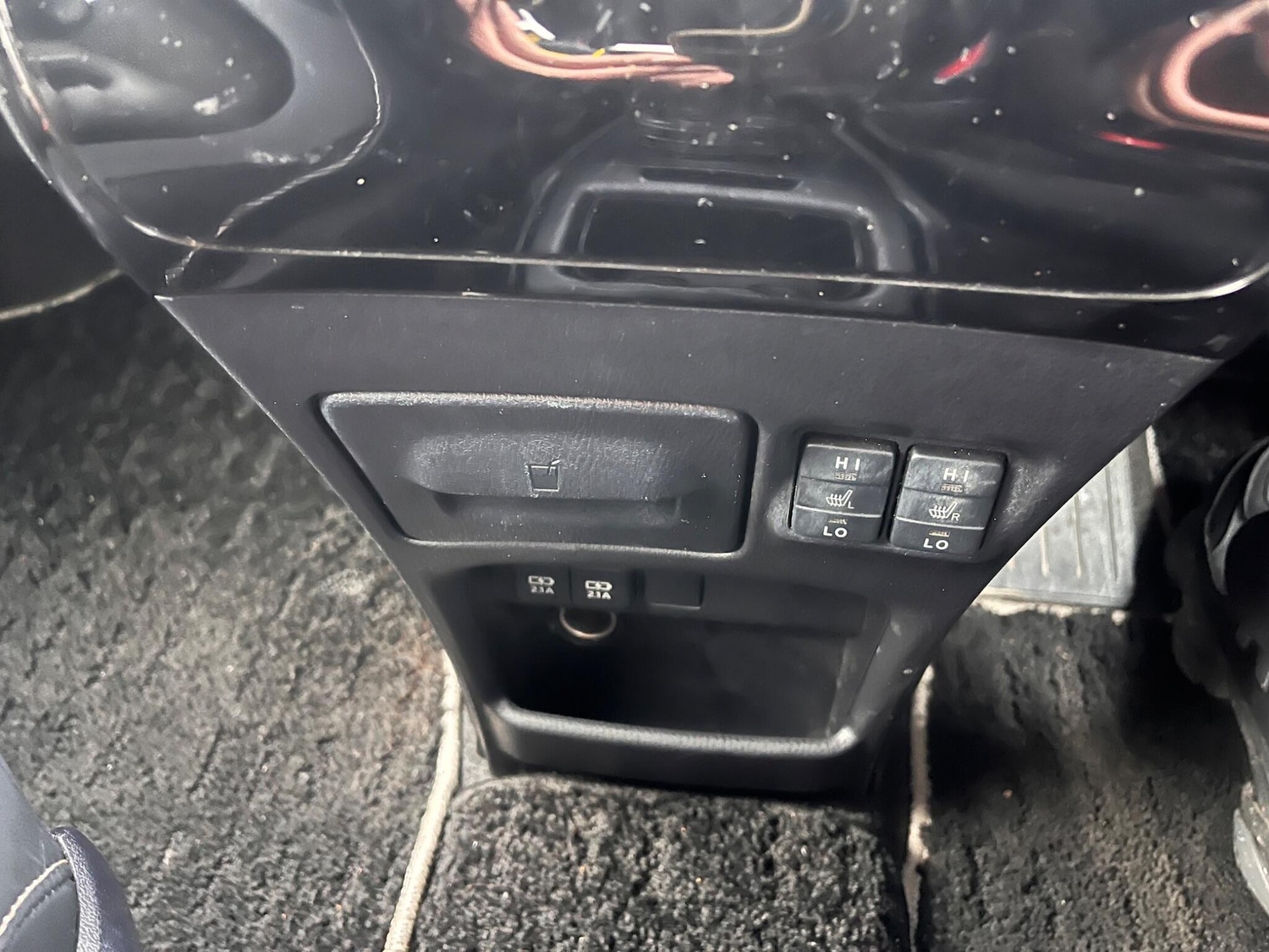 Used Toyota Noah for sale - 77351827: Photo 19