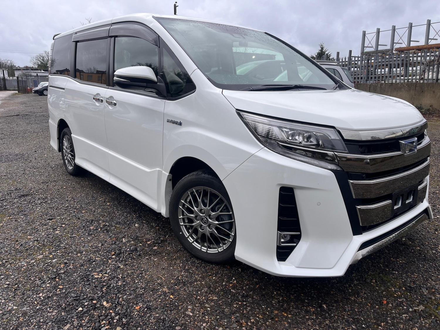 Used Toyota Noah for sale - 77351827: Photo 20