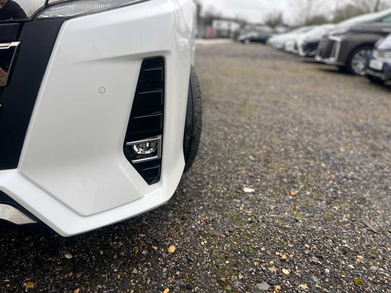 Used Toyota Noah for sale - 77351827: Photo 24