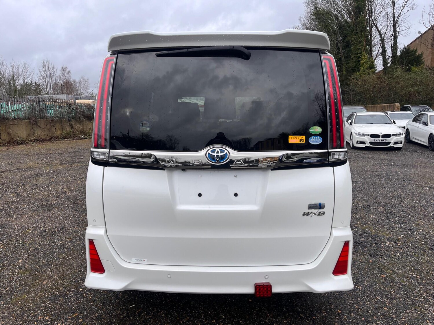 Used Toyota Noah for sale - 77351827: Photo 30