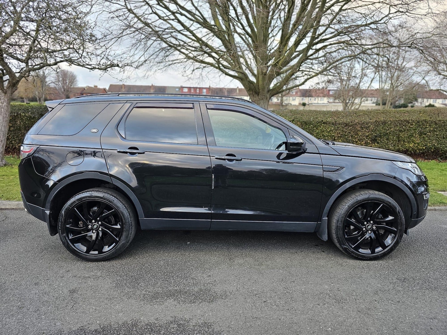 Used Land Rover Discovery Sport for sale - 77724108: Photo 3