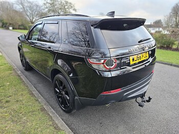 Used Land Rover Discovery Sport 2016 for sale - 77724108: Photo