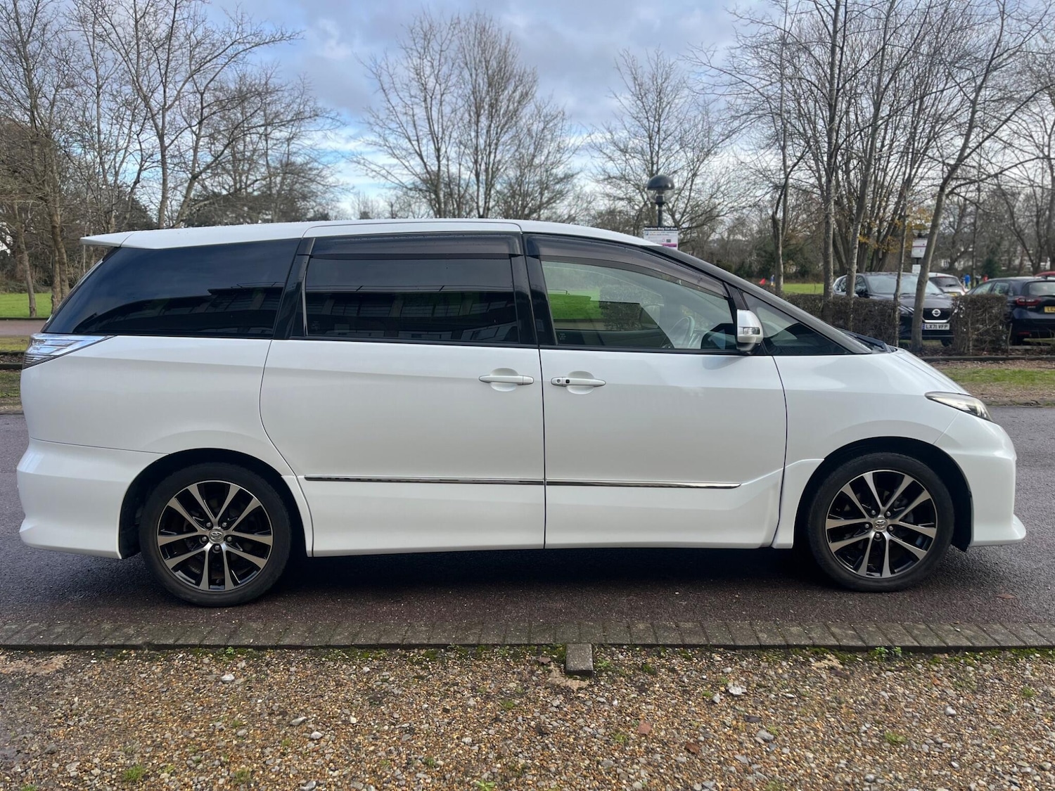 Used Toyota Estima for sale - 77823816: Photo 15