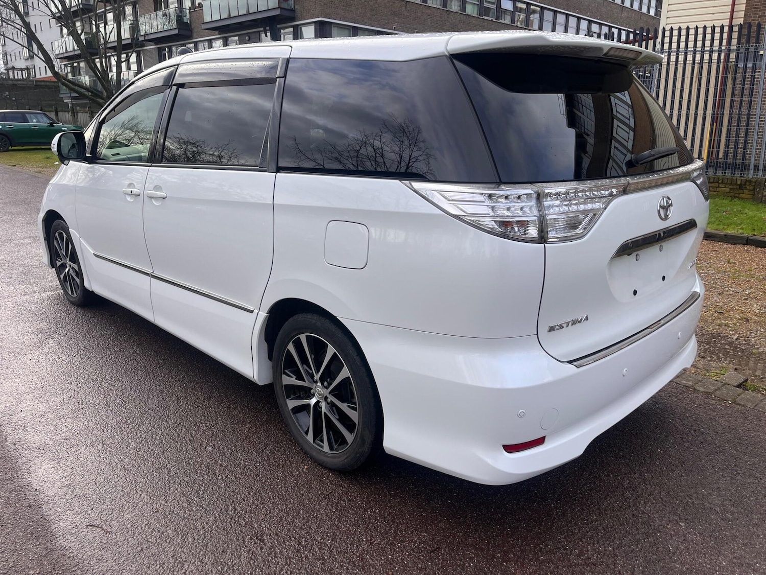 Used Toyota Estima for sale - 77823816: Photo 27