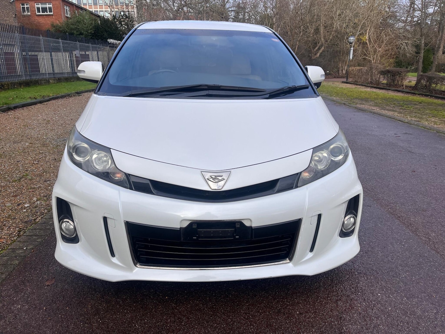 Used Toyota Estima for sale - 77823816: Photo 3