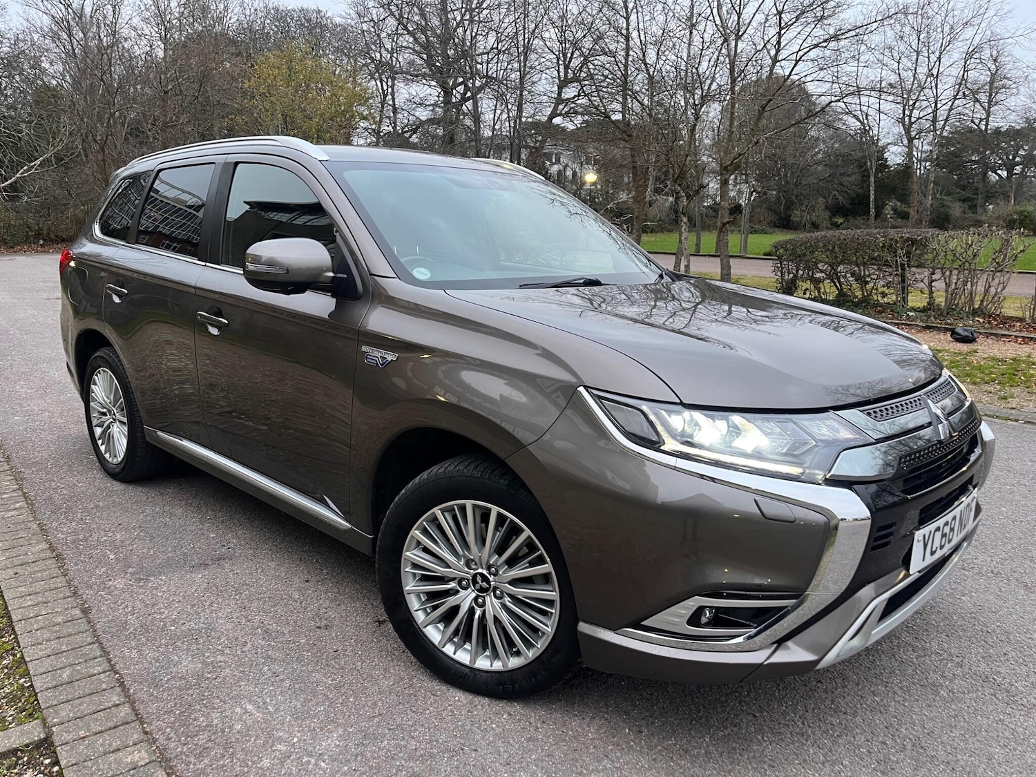 Used Mitsubishi Outlander 2018 for sale - 77066473: Photo 3
