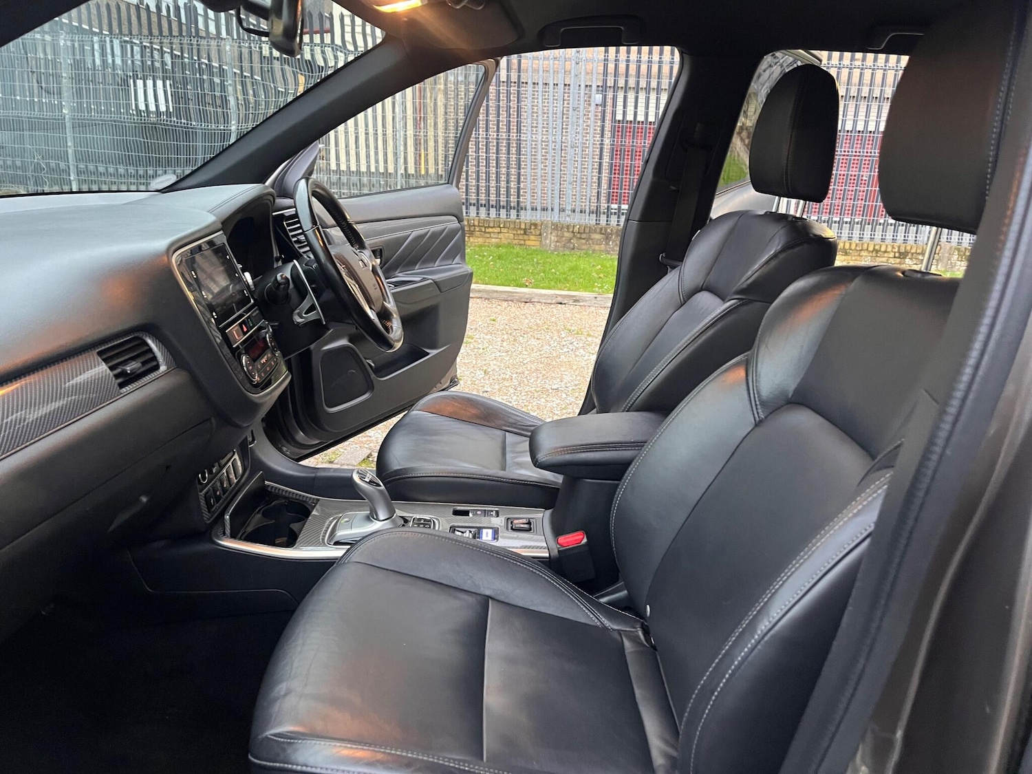 Used Mitsubishi Outlander 2018 for sale - 77066473: Photo 37