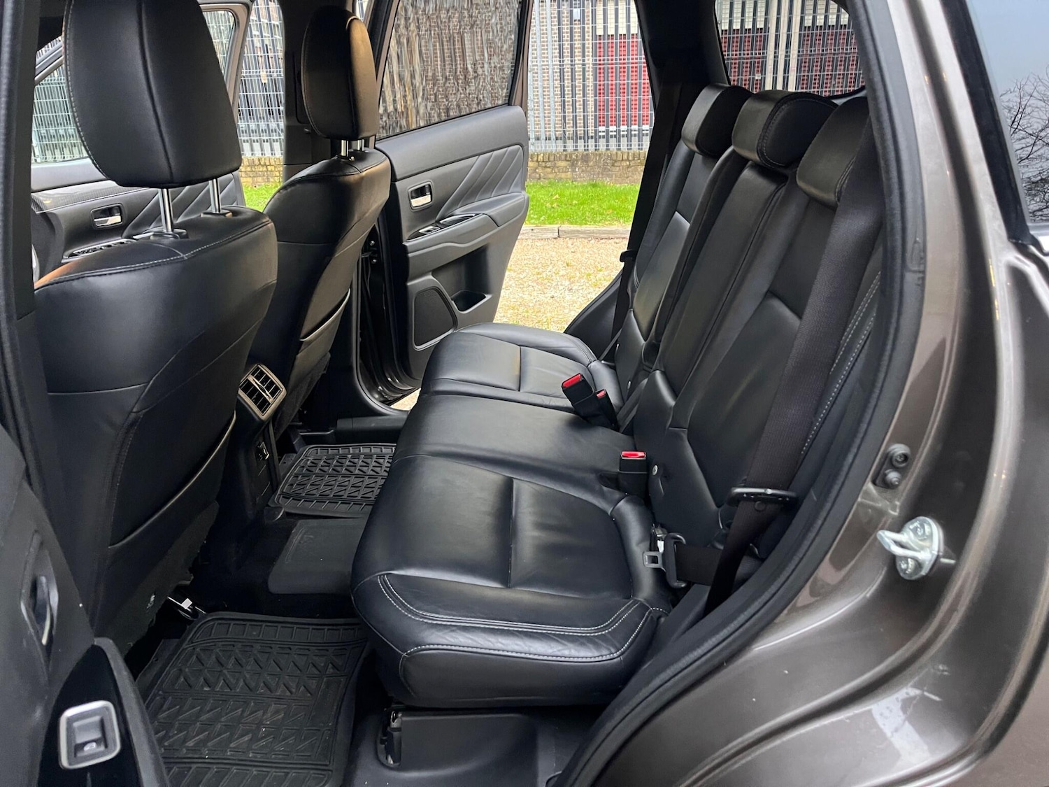 Used Mitsubishi Outlander 2018 for sale - 77066473: Photo 42