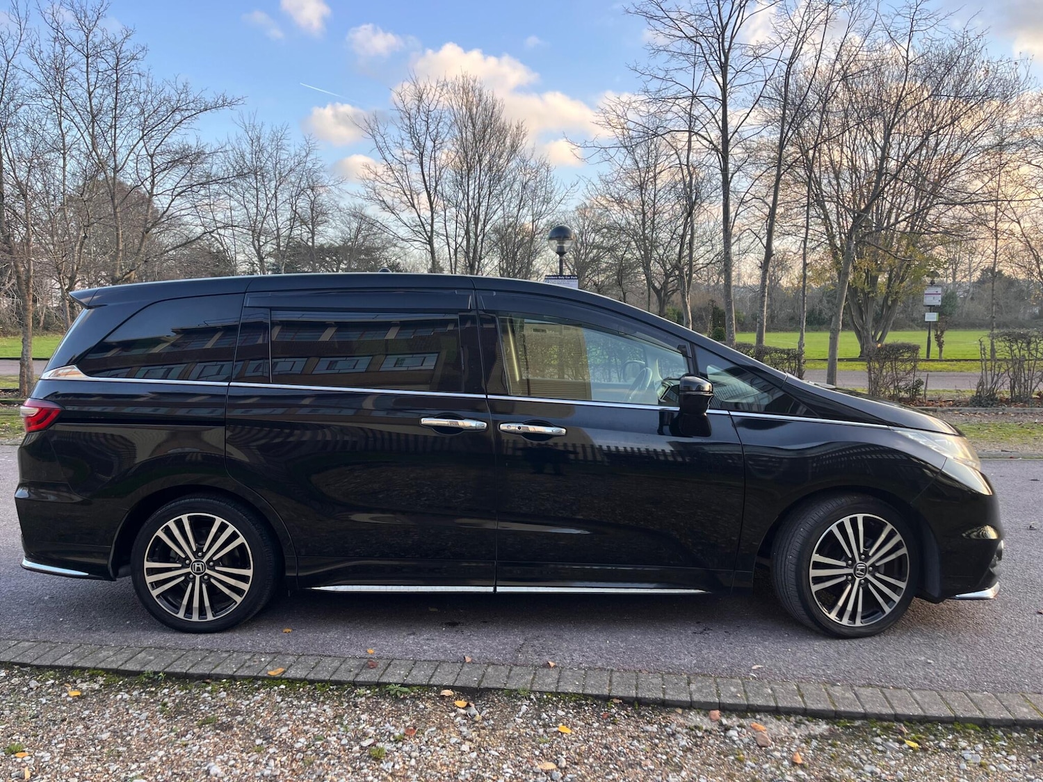 Used Honda Odyssey for sale - 77050014: Photo 2