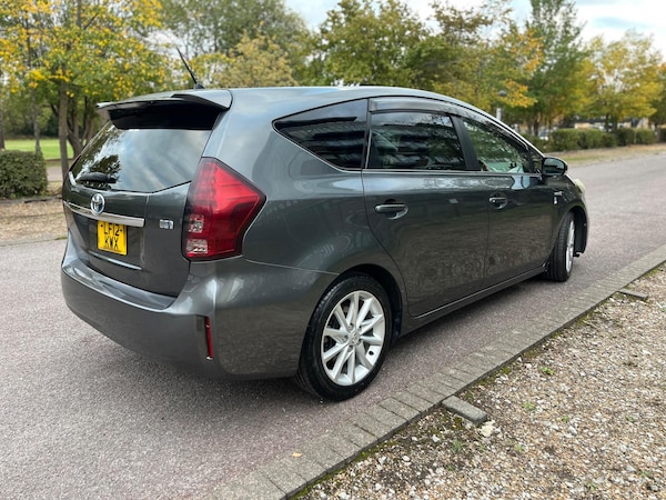 Used Toyota Prius+ 2023 for sale - 76215530: Photo 11