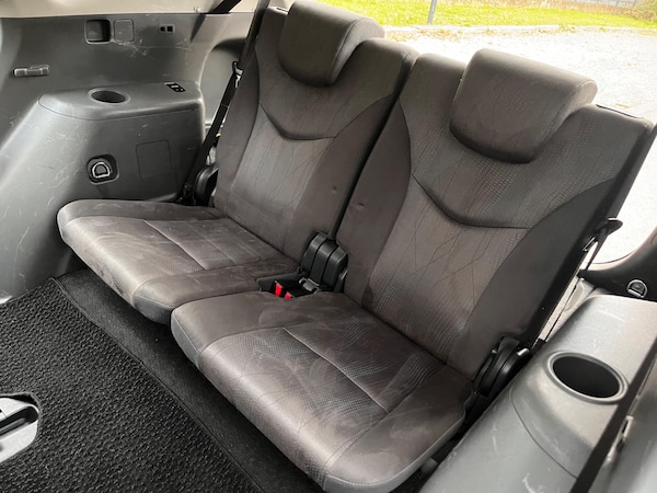 Used Toyota Prius+ 2023 for sale - 76215530: Photo 15