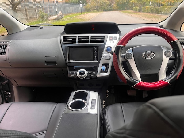 Used Toyota Prius+ 2023 for sale - 76215530: Photo 34