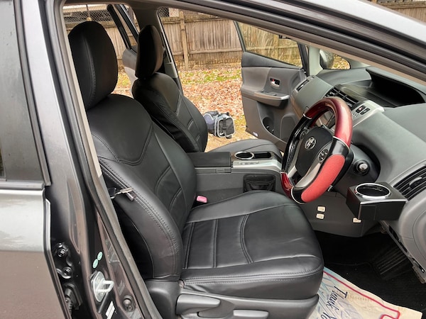 Used Toyota Prius+ 2023 for sale - 76215530: Photo 36