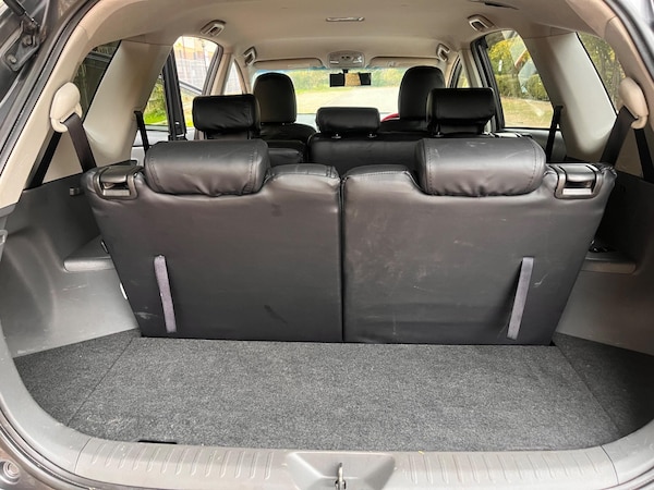 Used Toyota Prius+ 2023 for sale - 76215530: Photo 8