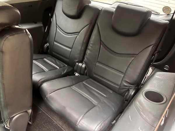 Used Toyota Prius+ 2023 for sale - 76215530: Photo 9