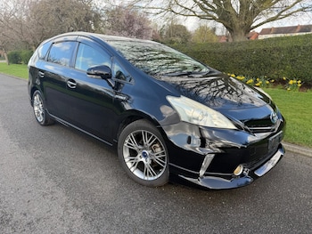 Used Toyota Prius+ 2013 for sale - 77839029: Photo