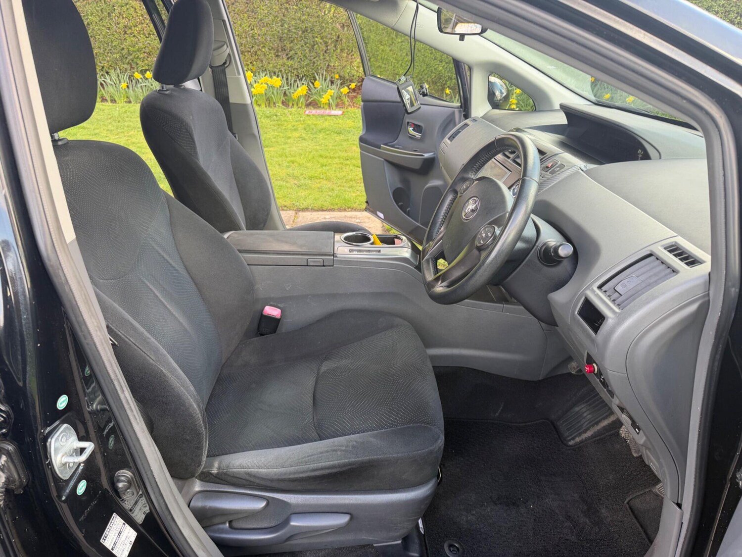 Used Toyota Prius+ for sale - 77839029: Photo 31