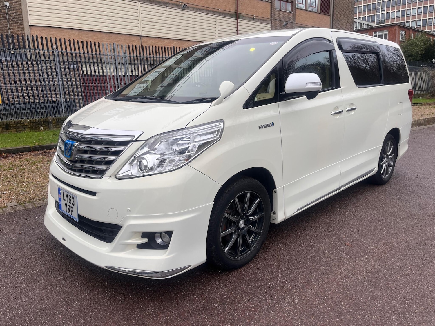 Used Toyota Alphard 2024 for sale - 77203674: Photo 21