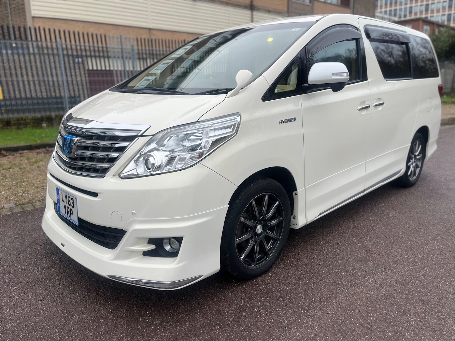 Used Toyota Alphard 2024 for sale - 77203674: Photo 22