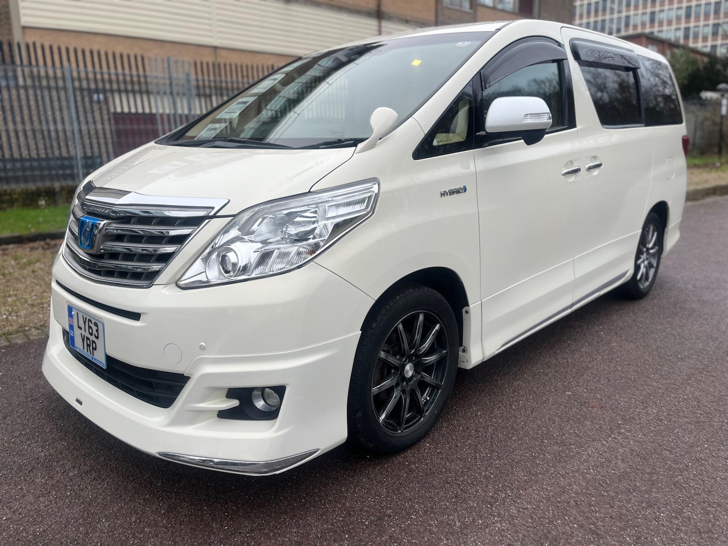 Used Toyota Alphard 2024 for sale - 77203674: Photo 23