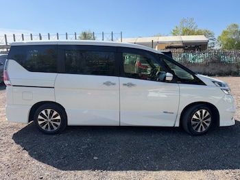 Used Nissan Serena 2017 for sale - 78347464: Photo