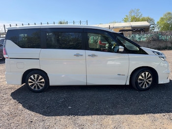 Used Nissan Serena 2017 for sale - 78347464: Photo