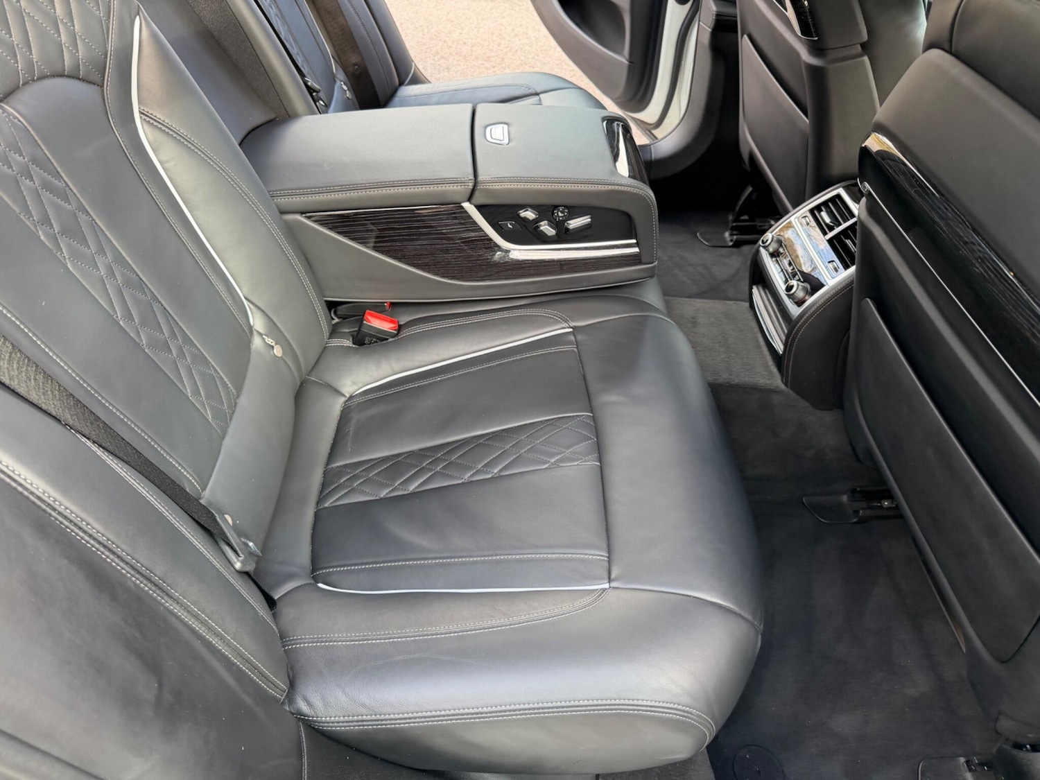 Used BMW 7 Series 2019 for sale - 77839786: Photo 43