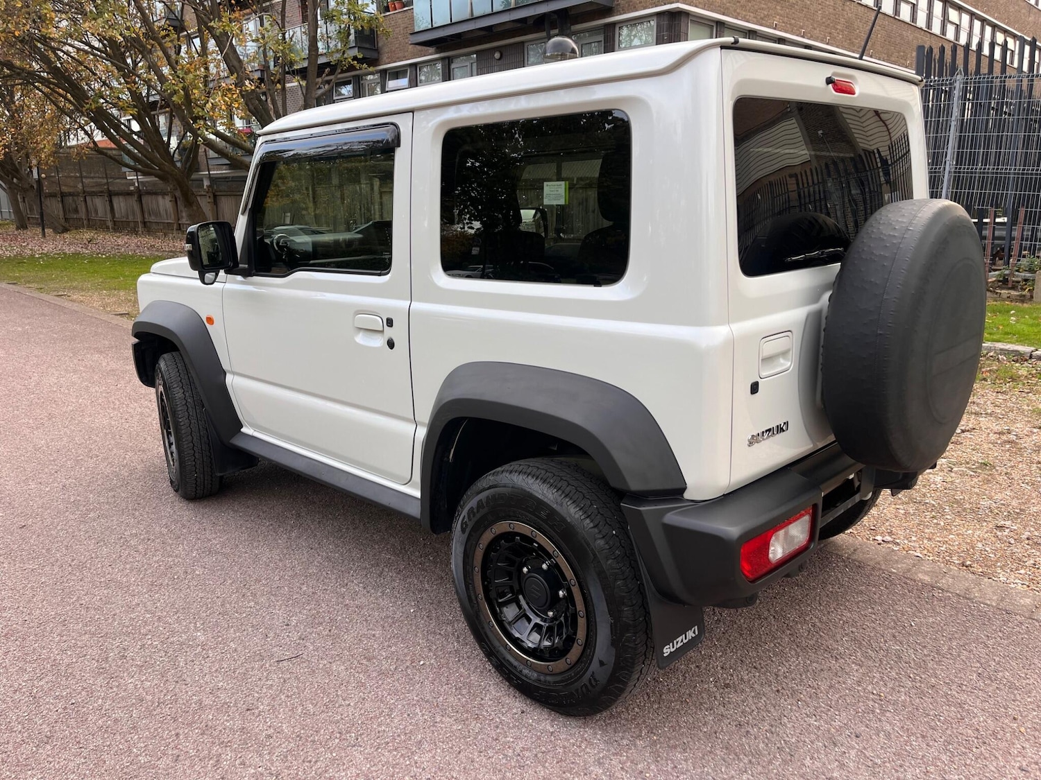 Used Suzuki Jimny for sale - 76476443: Photo 17