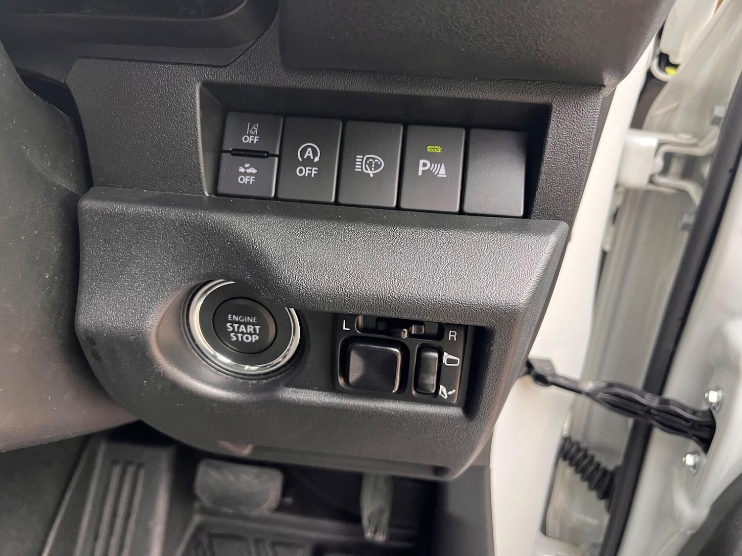 Used Suzuki Jimny for sale - 76476443: Photo 35