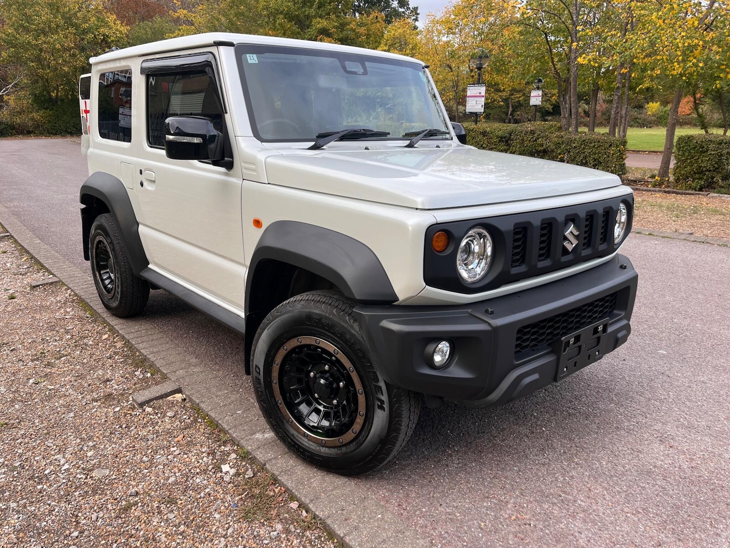 Used Suzuki Jimny for sale - 76476443: Photo 4