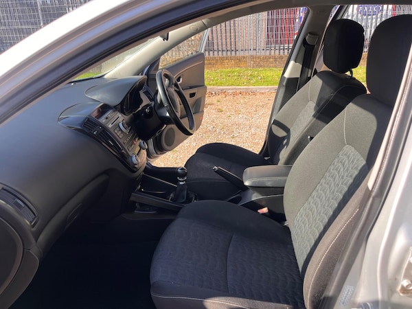 Used Kia Ceed 2010 for sale - 76226335: Photo 18