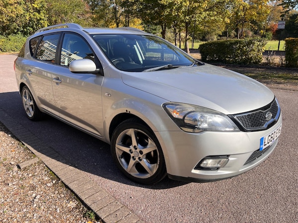 Used Kia Ceed 2010 for sale - 76226335: Photo 1