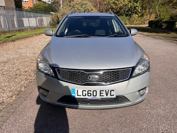 Used Kia Ceed 2010 for sale - 76226335: Photo 3
