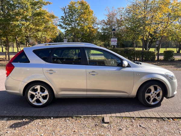 Used Kia Ceed 2010 for sale - 76226335: Photo 5