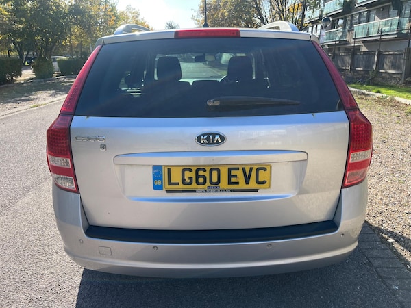 Used Kia Ceed 2010 for sale - 76226335: Photo 9