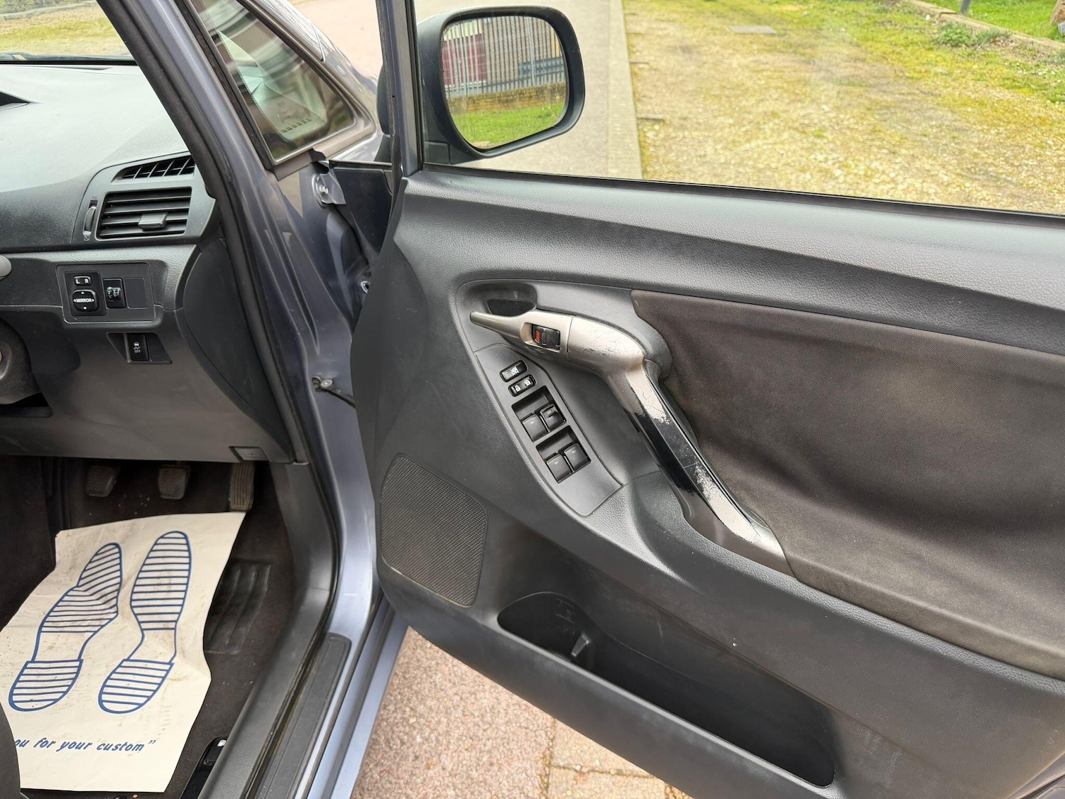 Used Toyota Verso for sale - 77898634: Photo 25