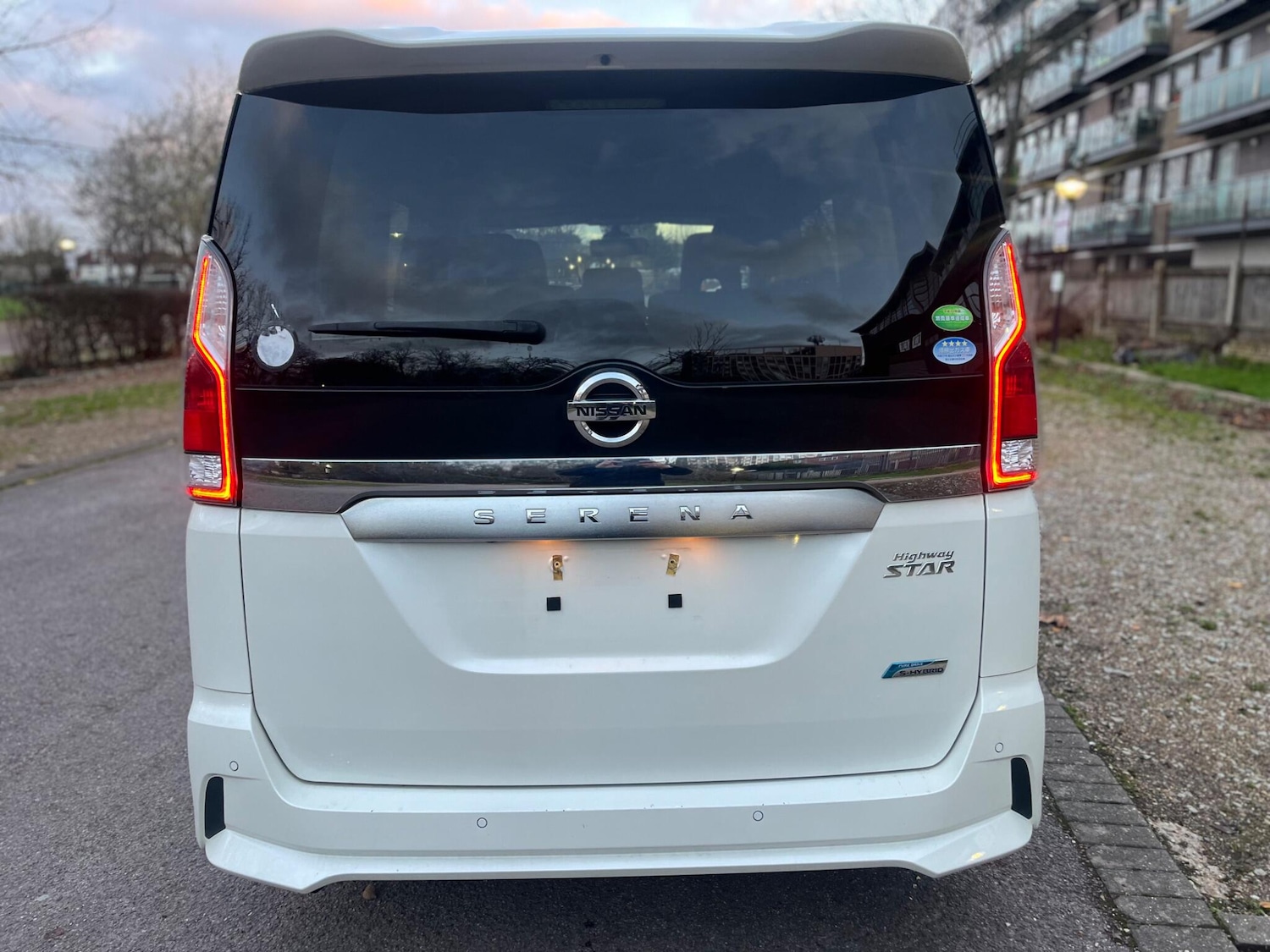 Used Nissan Serena for sale - 77049875: Photo 19