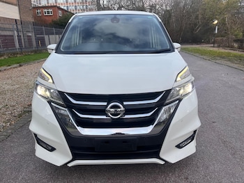 Used Nissan Serena 2017 for sale - 77049875: Photo