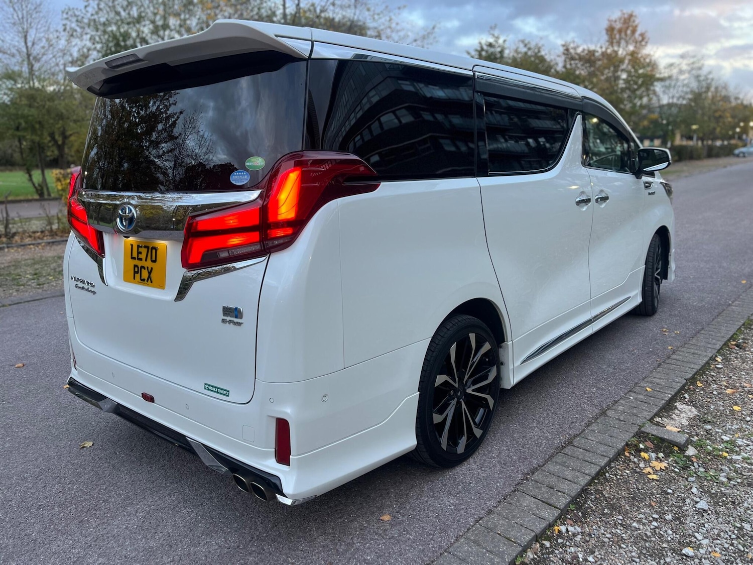 Used Toyota Alphard for sale - 76397956: Photo 10