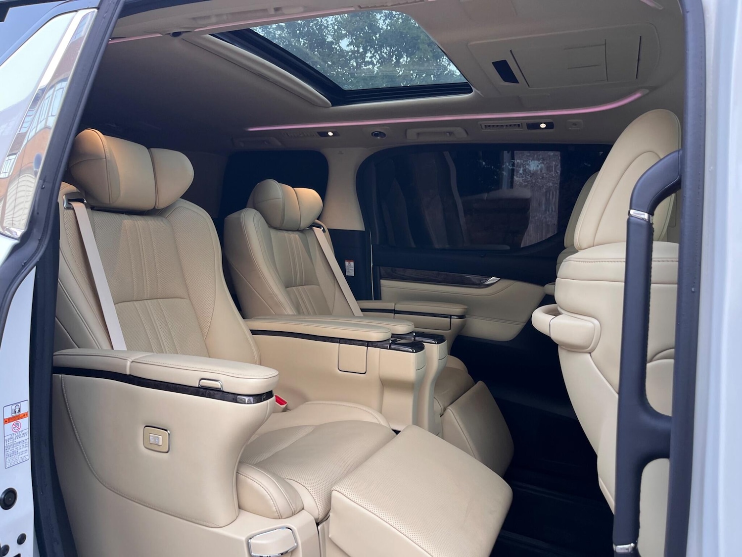 Used Toyota Alphard for sale - 76397956: Photo 19