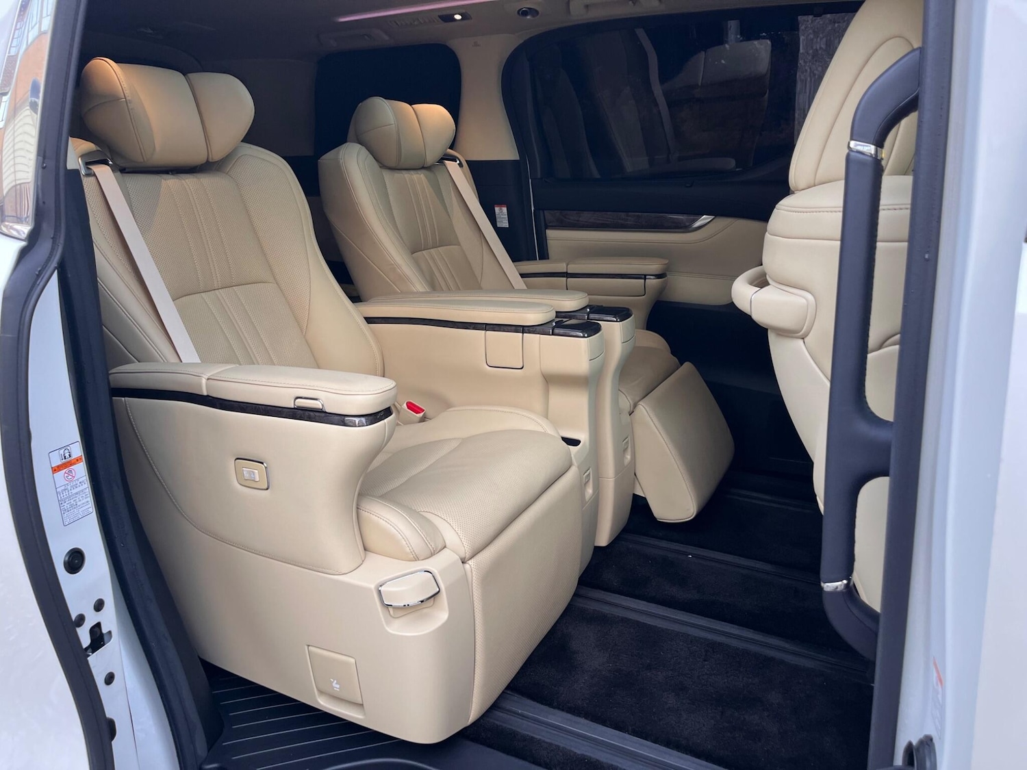 Used Toyota Alphard for sale - 76397956: Photo 43