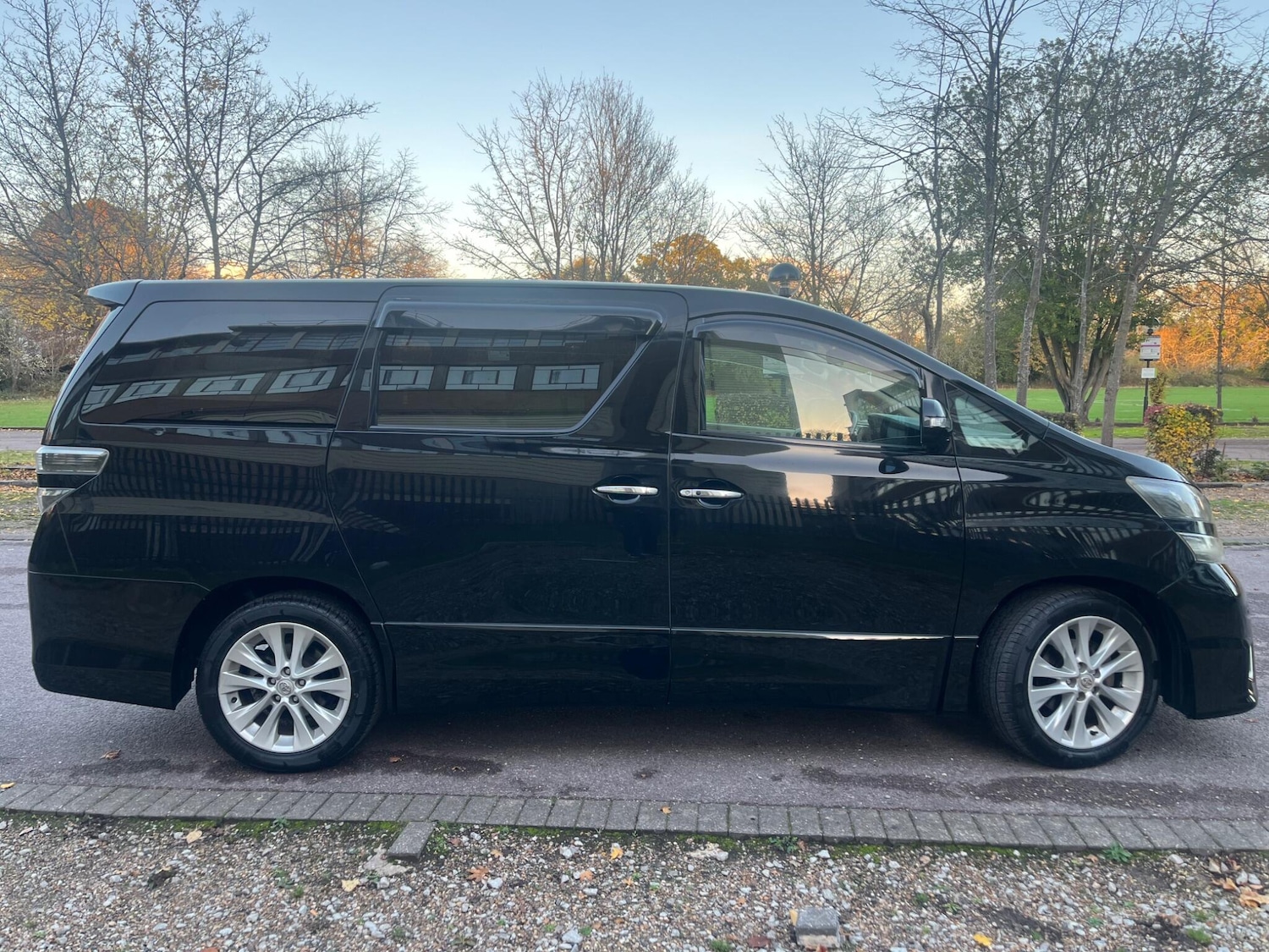 Used Toyota Vellfire for sale - 76522369: Photo 19