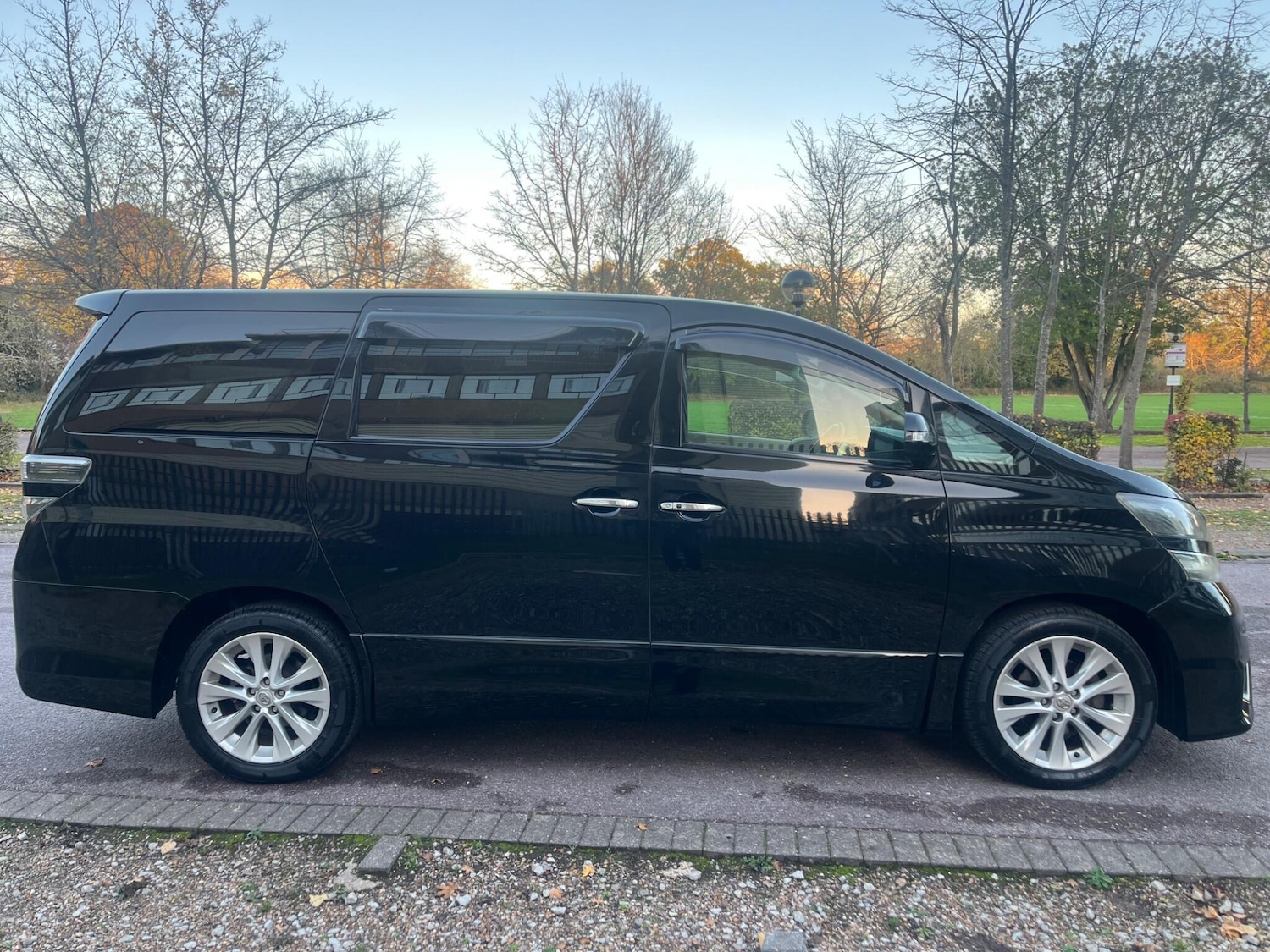 Used Toyota Vellfire for sale - 76522369: Photo 21