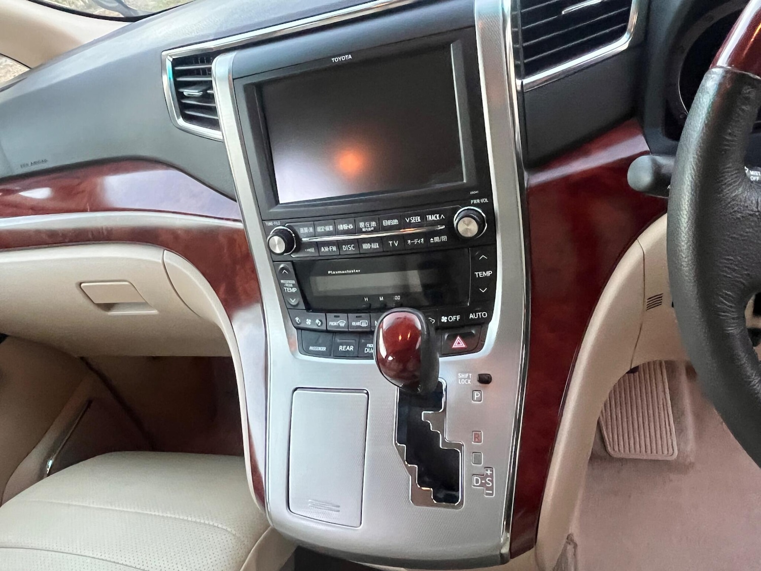 Used Toyota Vellfire for sale - 76522369: Photo 26