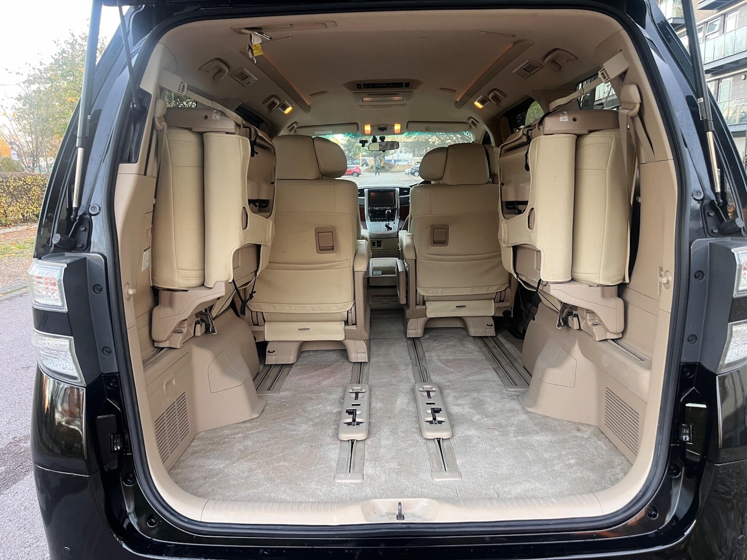 Used Toyota Vellfire for sale - 76522369: Photo 56