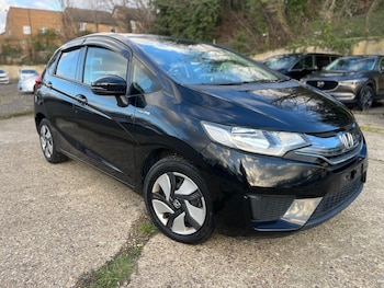 (15) - 1.5 HYBRID AUTO 5DR HATCHBACK