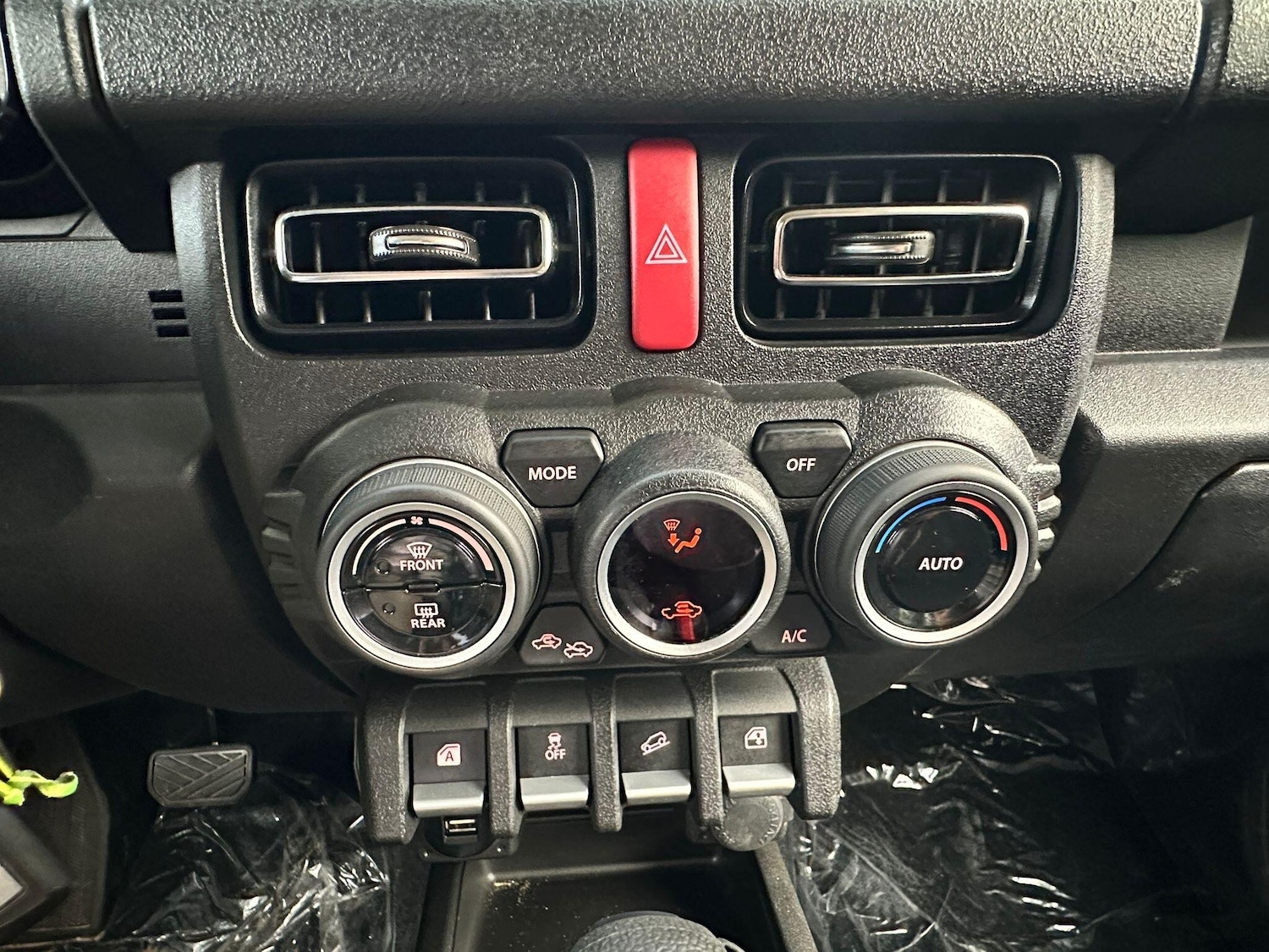 Used Suzuki Jimny for sale - 76476444: Photo 35