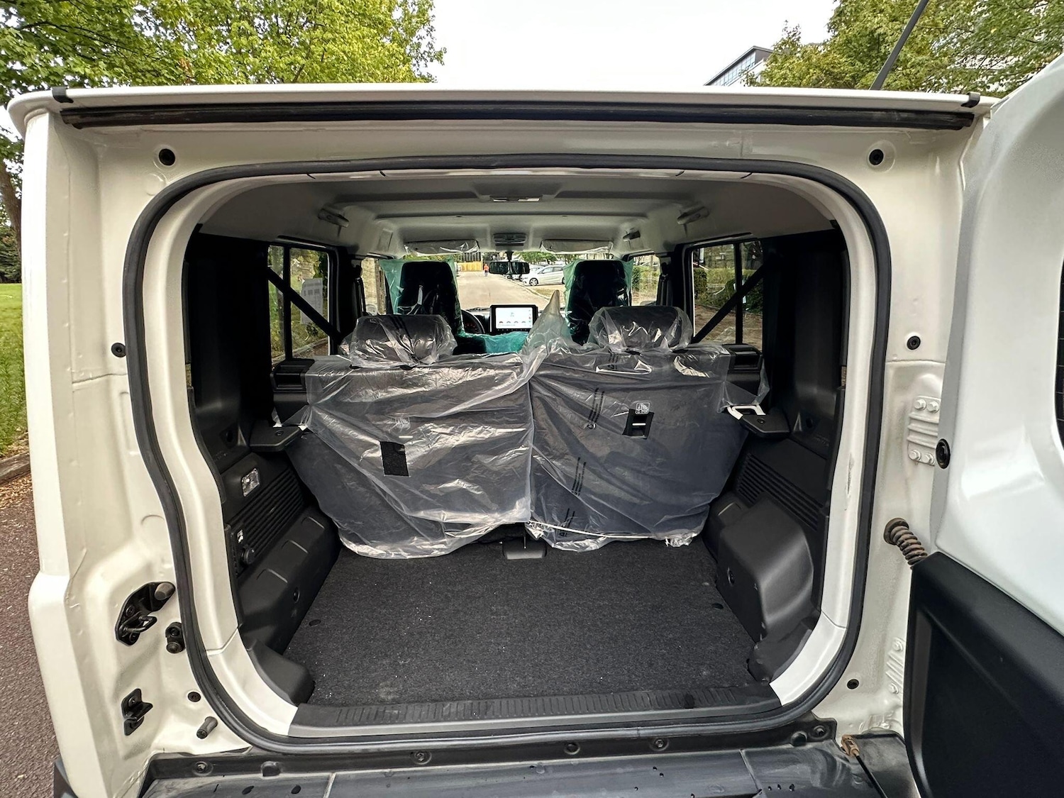 Used Suzuki Jimny for sale - 76476444: Photo 6